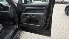 Land Rover Defender 2.0 P400e X 110 5dr Auto Estate